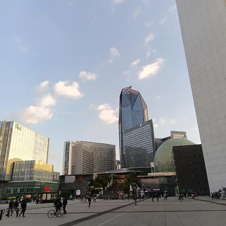 La Défense Dauphins * Courbevoie